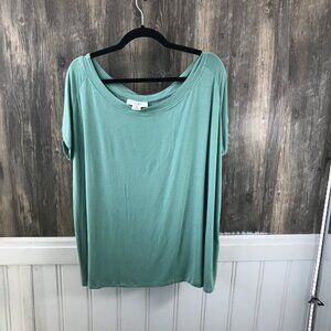 Skye's the Limit green scoop neck t-shirt size 3X